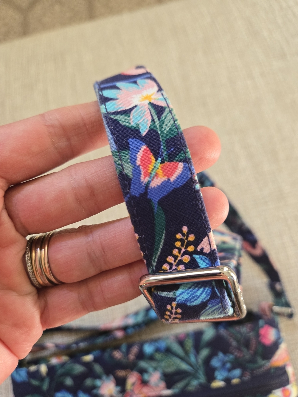 Vera Bradley Triple Zip Hipster Flamingo Garden Purse - Picture 6 of 12